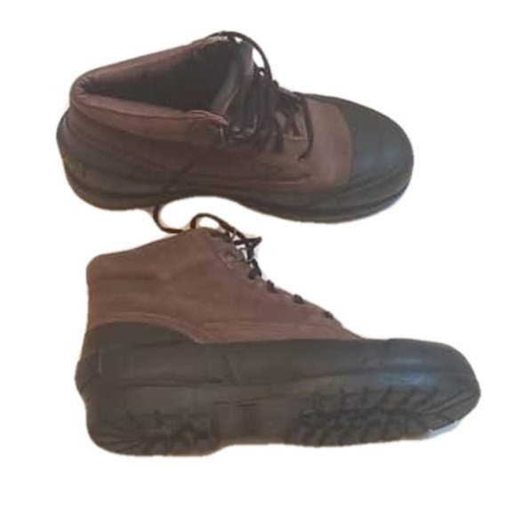 rubber walking boots